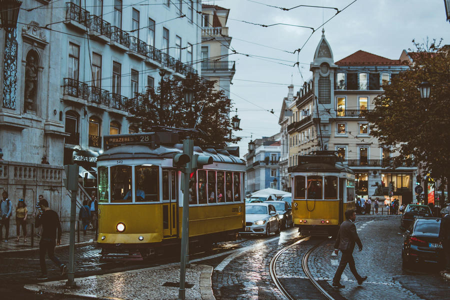 Where should digital nomads live in Lisbon?