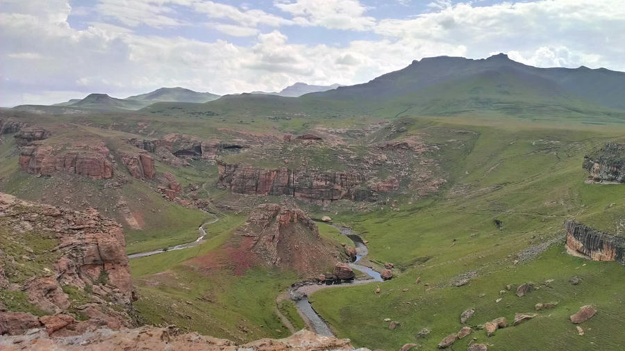 Trail Ride in Drakensberg with Khotso